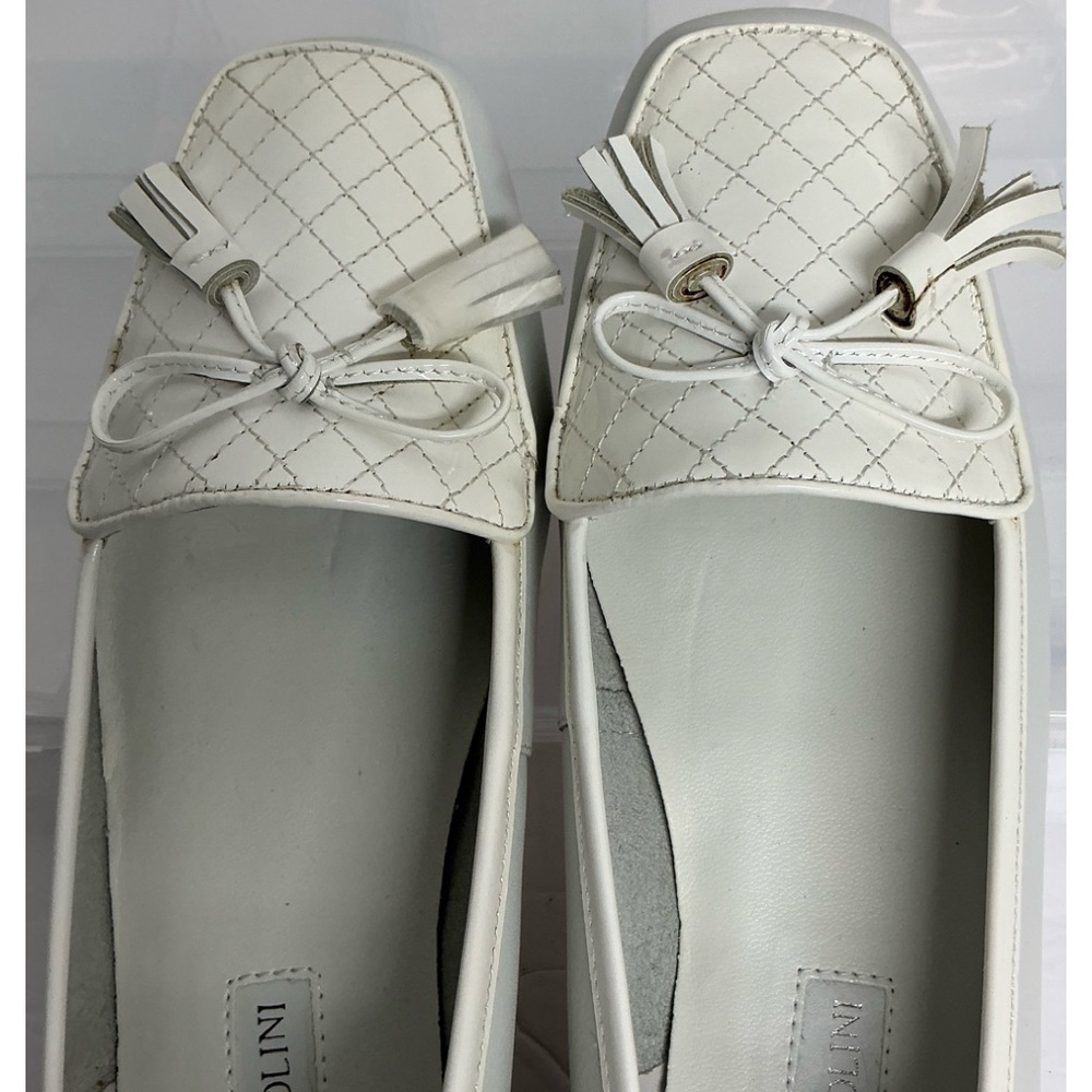 Enzo Angiolini Women’s White Flats & Loafers with Elegant Bow Tassels Detail - Picture 8 of 14